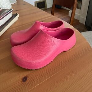 Hot pink Super Birki’s! No insoles. EU size 37, US size 7!